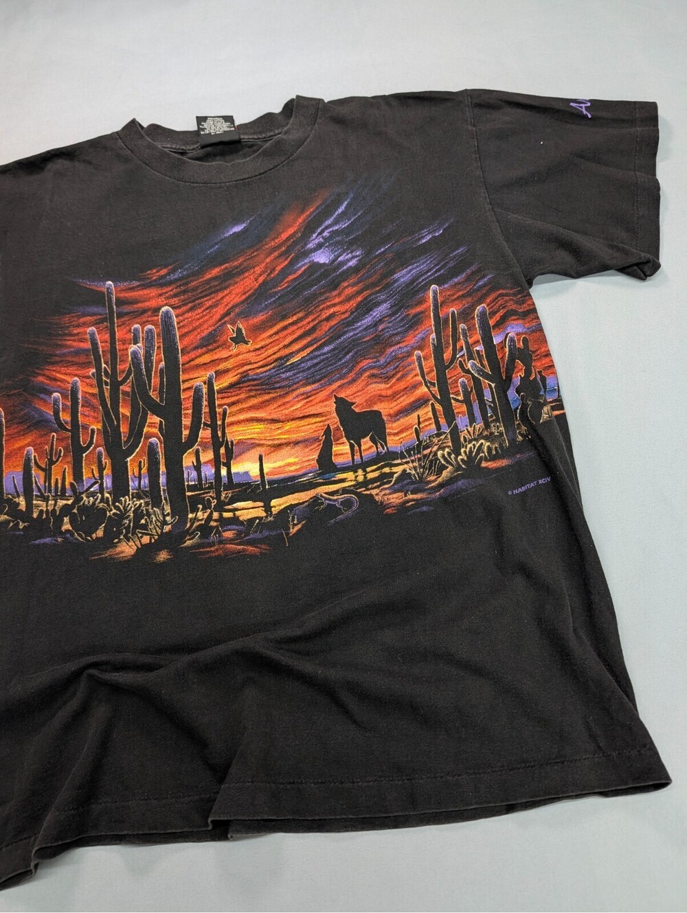 Wolf Sunset Habitat XCIV T-Shirt Signal Sport Vintage Large